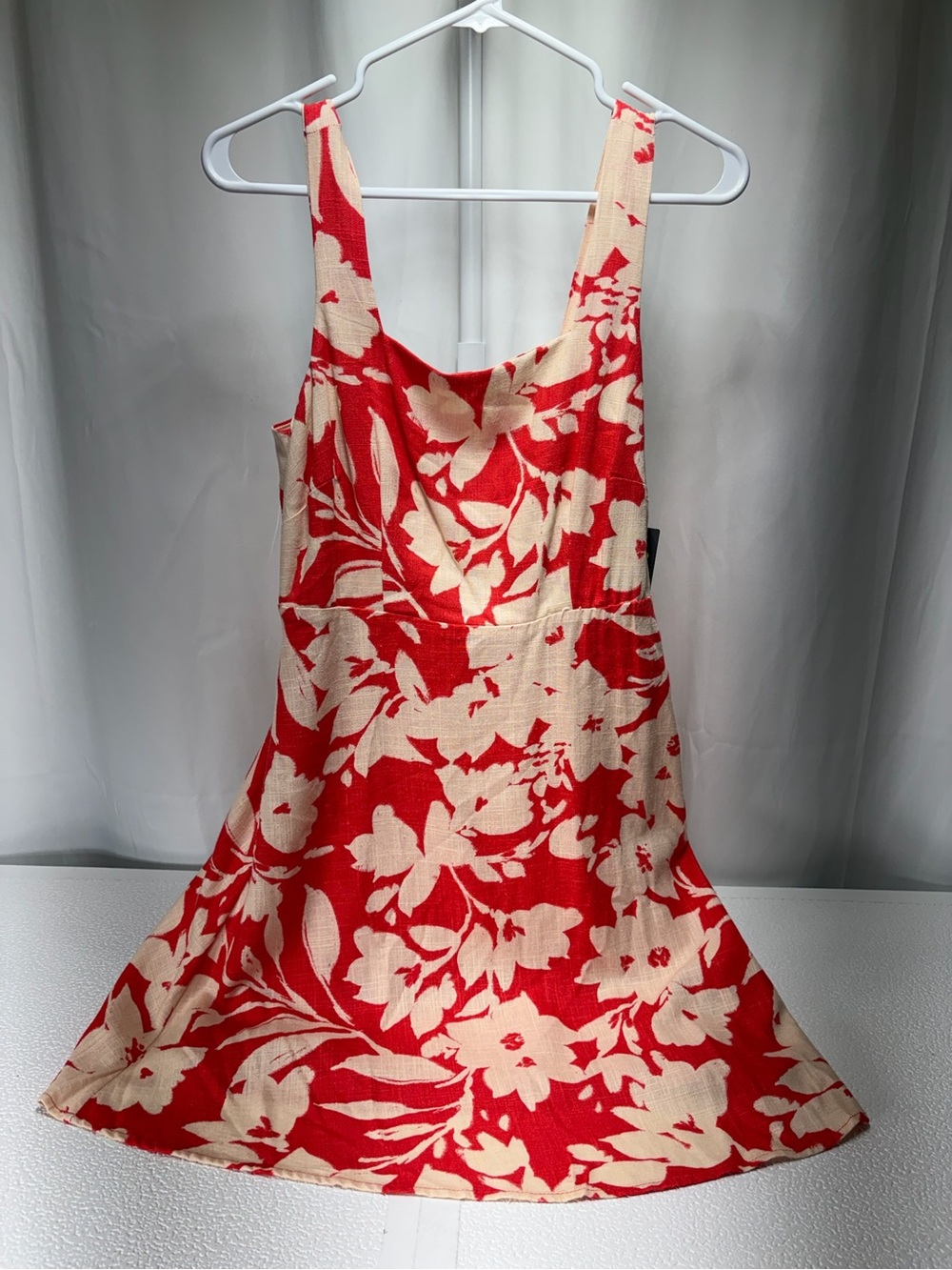 Vince Camuto Red and Cream Floral A-Line Mini Dress 4447